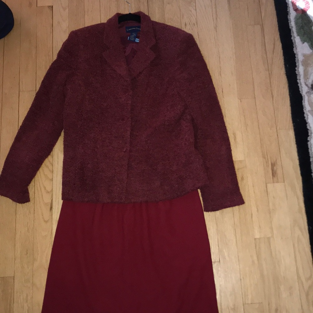 Ladies suit in excellent condition only worn once